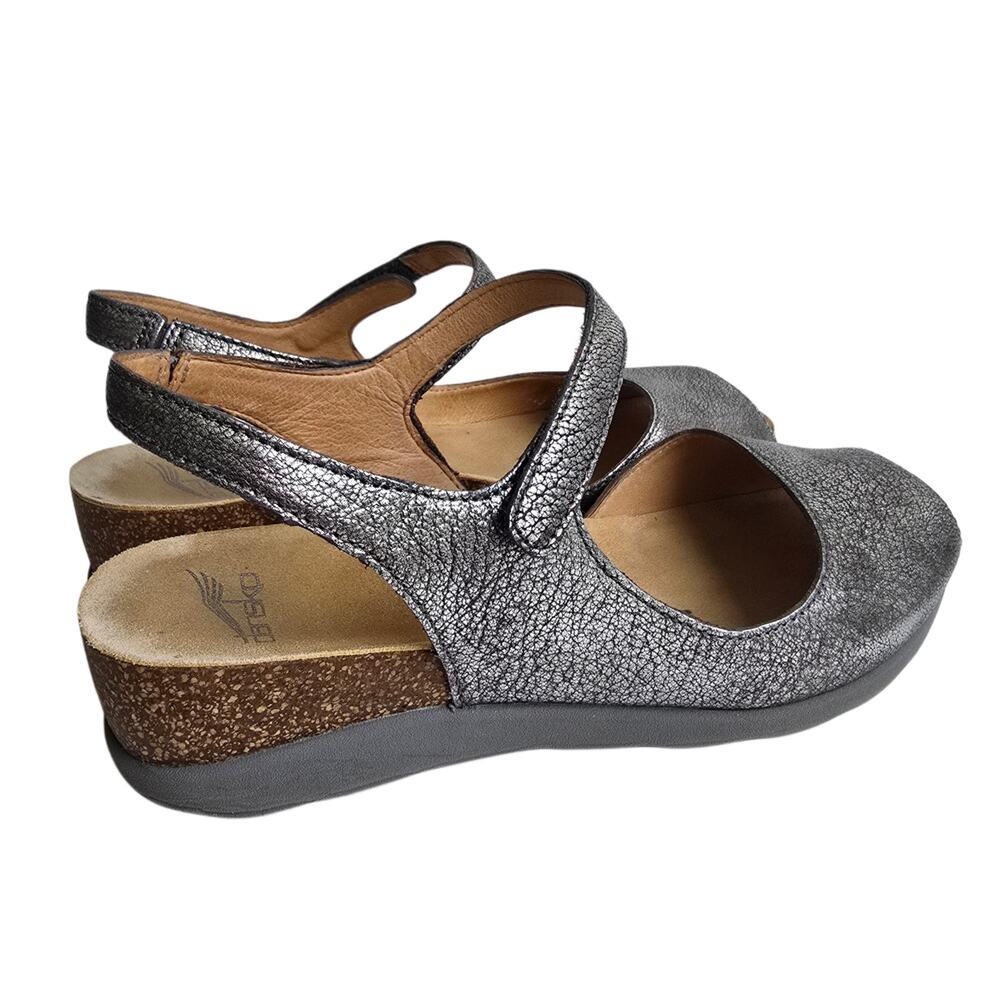 Dansko Marcy Wedge Sandals Size EU 40 US 9.5-10 Gray Metallic Leather Silver - Picture 7 of 14